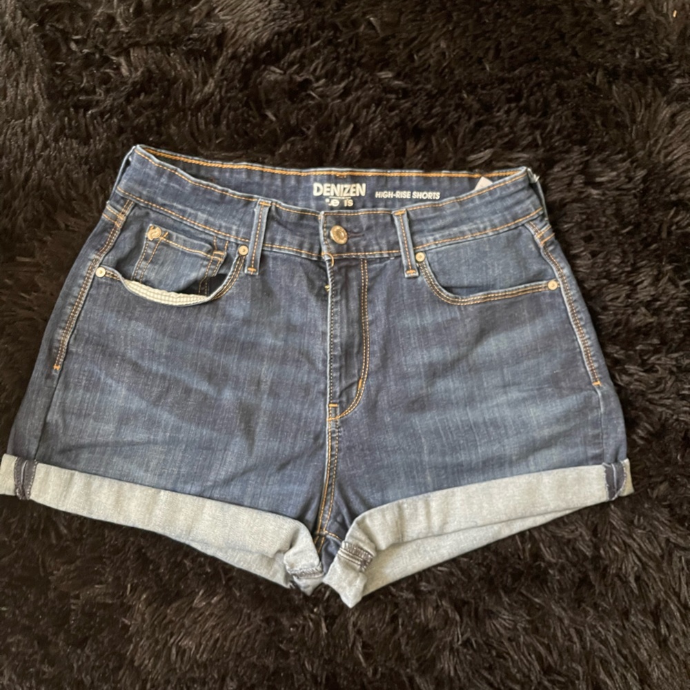 Women shorts